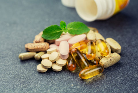 How to Choose Between Manufacturing Chewable or Tablet Supplements